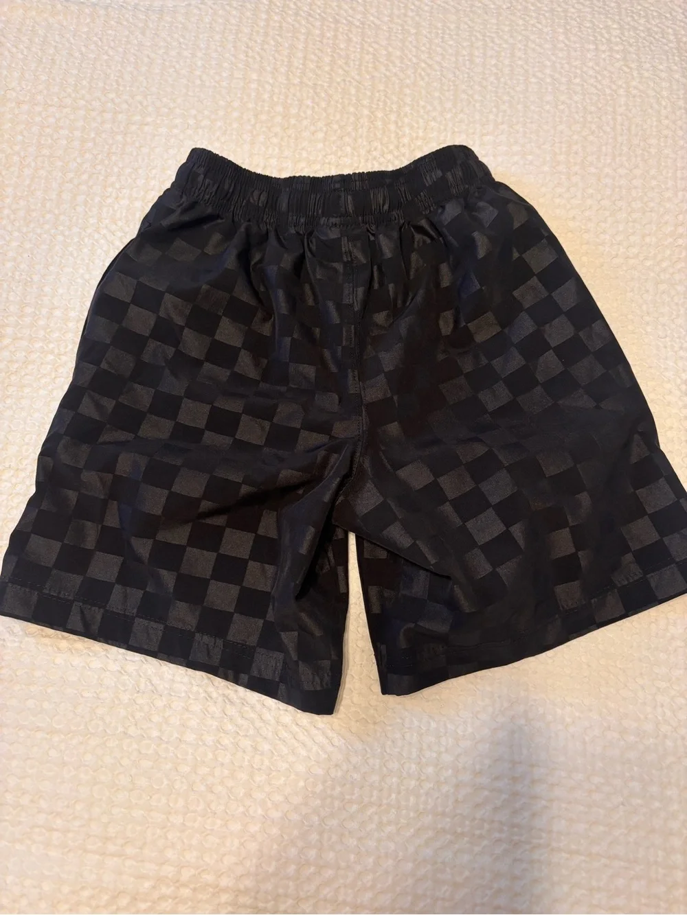 Umbro Black Athletic Shorts with Subtle Checker Texture Boys M (8-10)